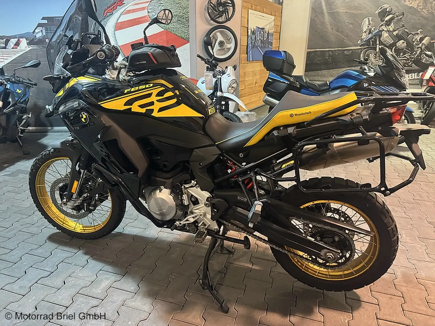 BMW F 850 GS Adventure - 2