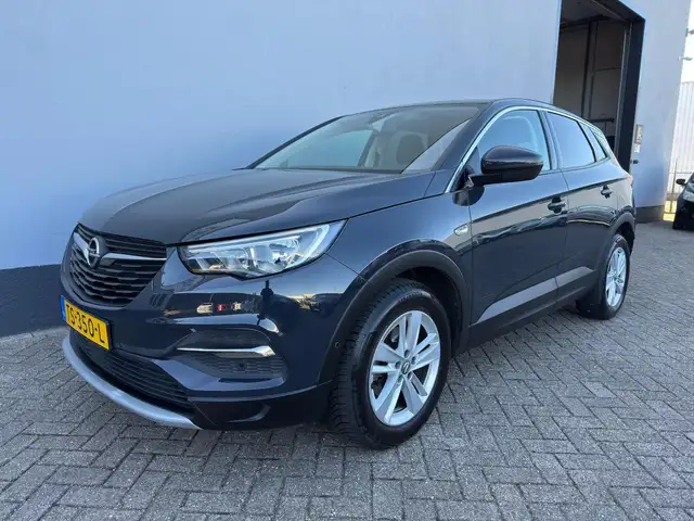 Opel Grandland X 1.2 Turbo Business Executive - Carplay