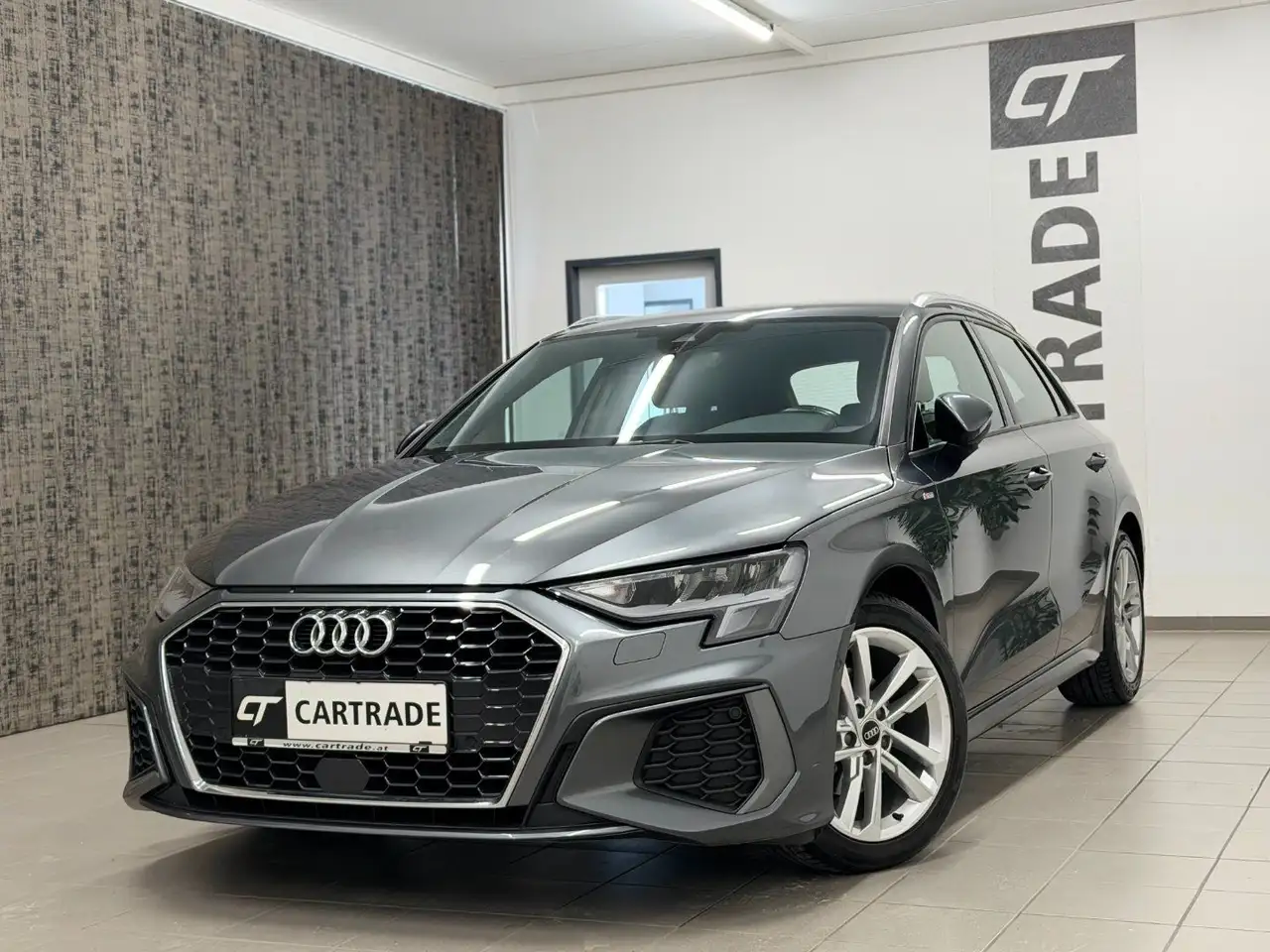 Audi A3 35 2.0 TDI S line, миниатюра 2