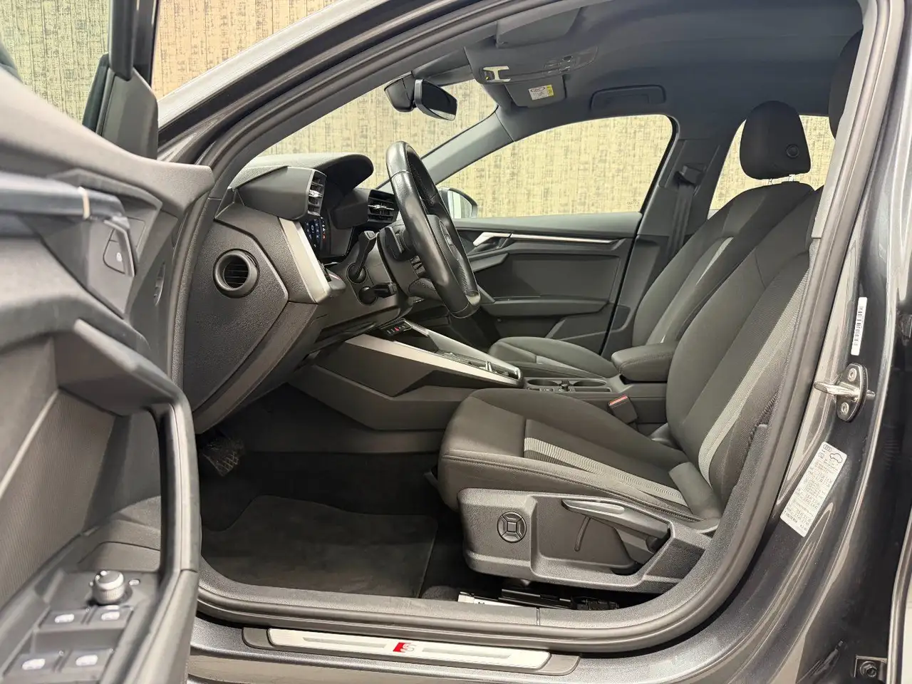 Audi A3 35 2.0 TDI S line, миниатюра 9