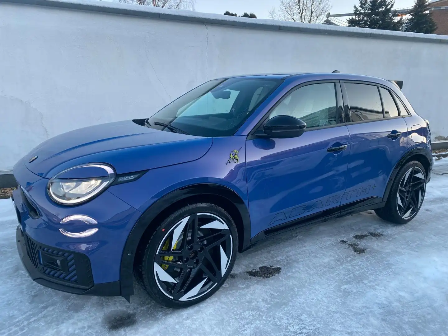 Abarth ABARTH 600e Scorpionissima Limited 207 KW 280 PS Lilla - 2