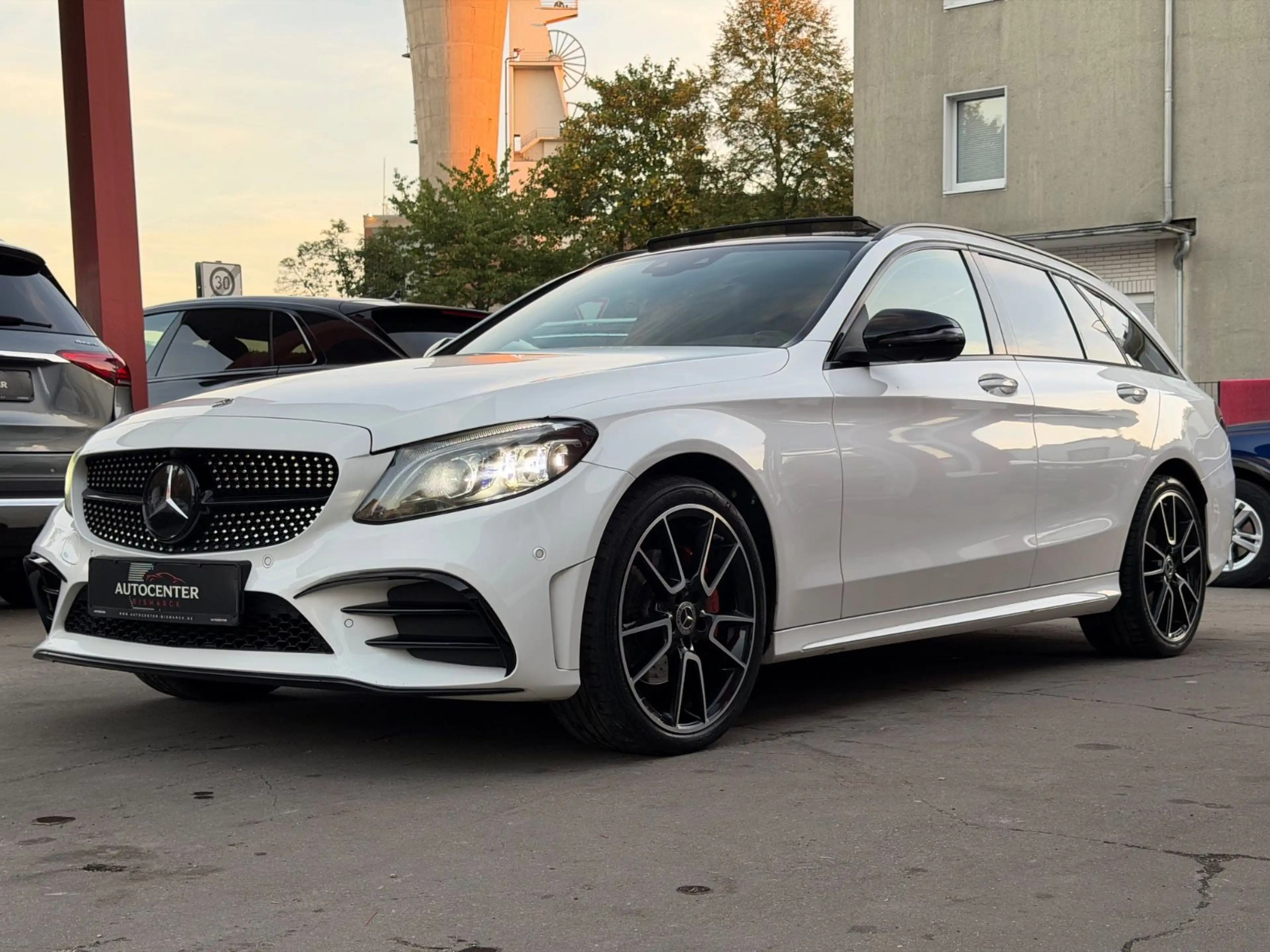 Mercedes-Benz C 220 d T-Modell 4Matic AMG-LINE*PANO*MEMORY*360° — photo 4