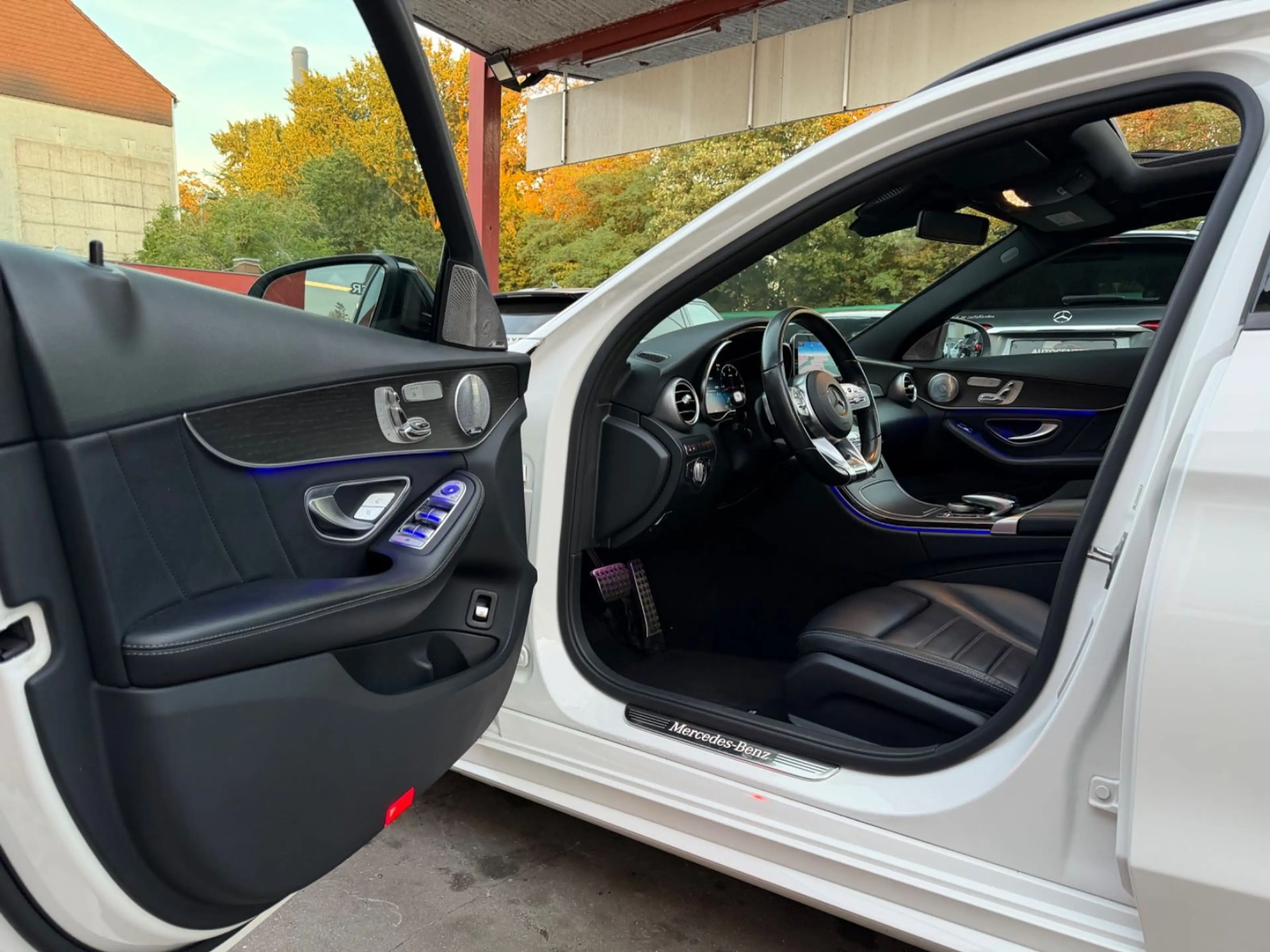 Mercedes-Benz C 220 d T-Modell 4Matic AMG-LINE*PANO*MEMORY*360° — photo 10
