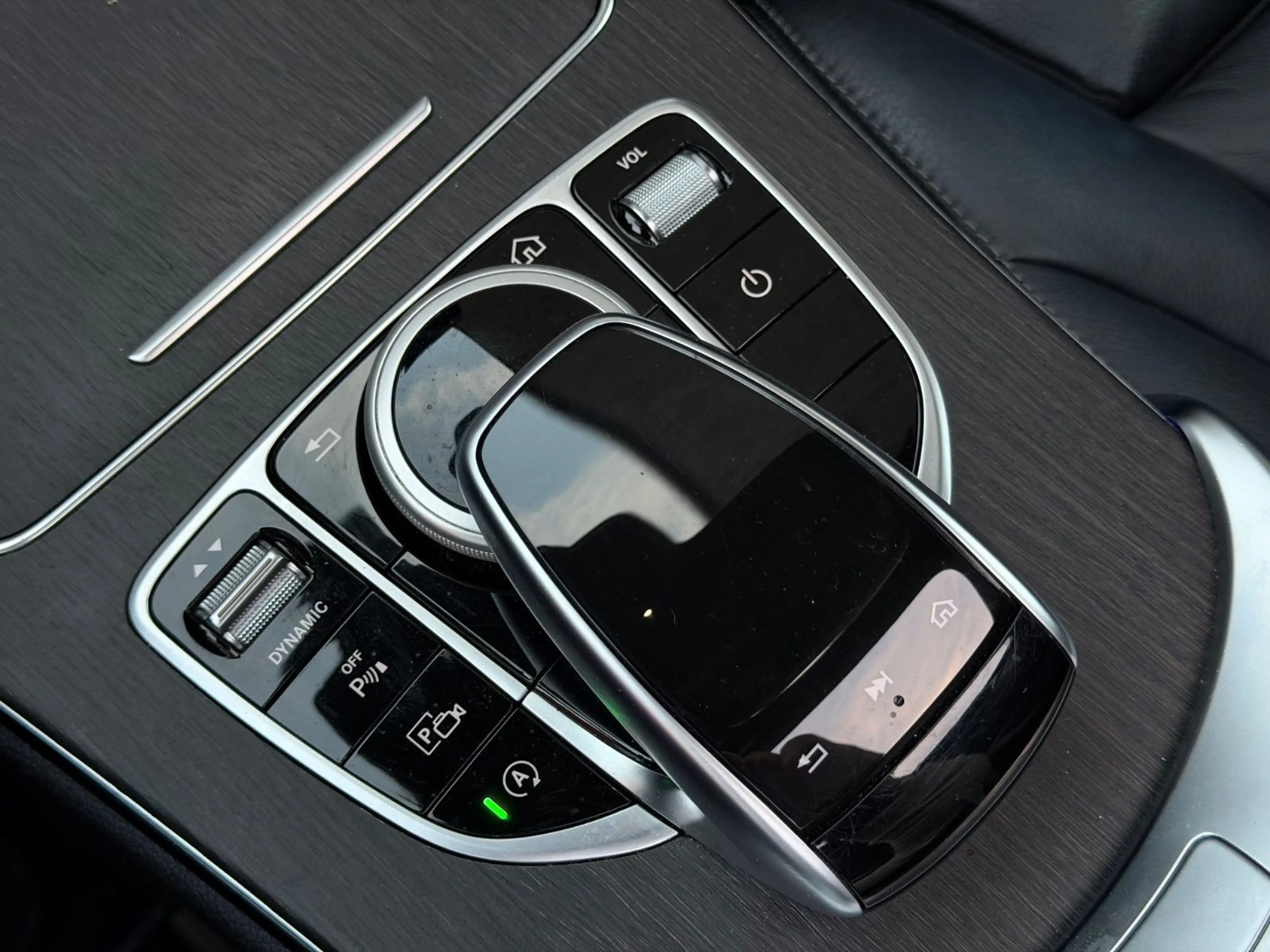 Mercedes-Benz C 220 d T-Modell 4Matic AMG-LINE*PANO*MEMORY*360° — photo 15