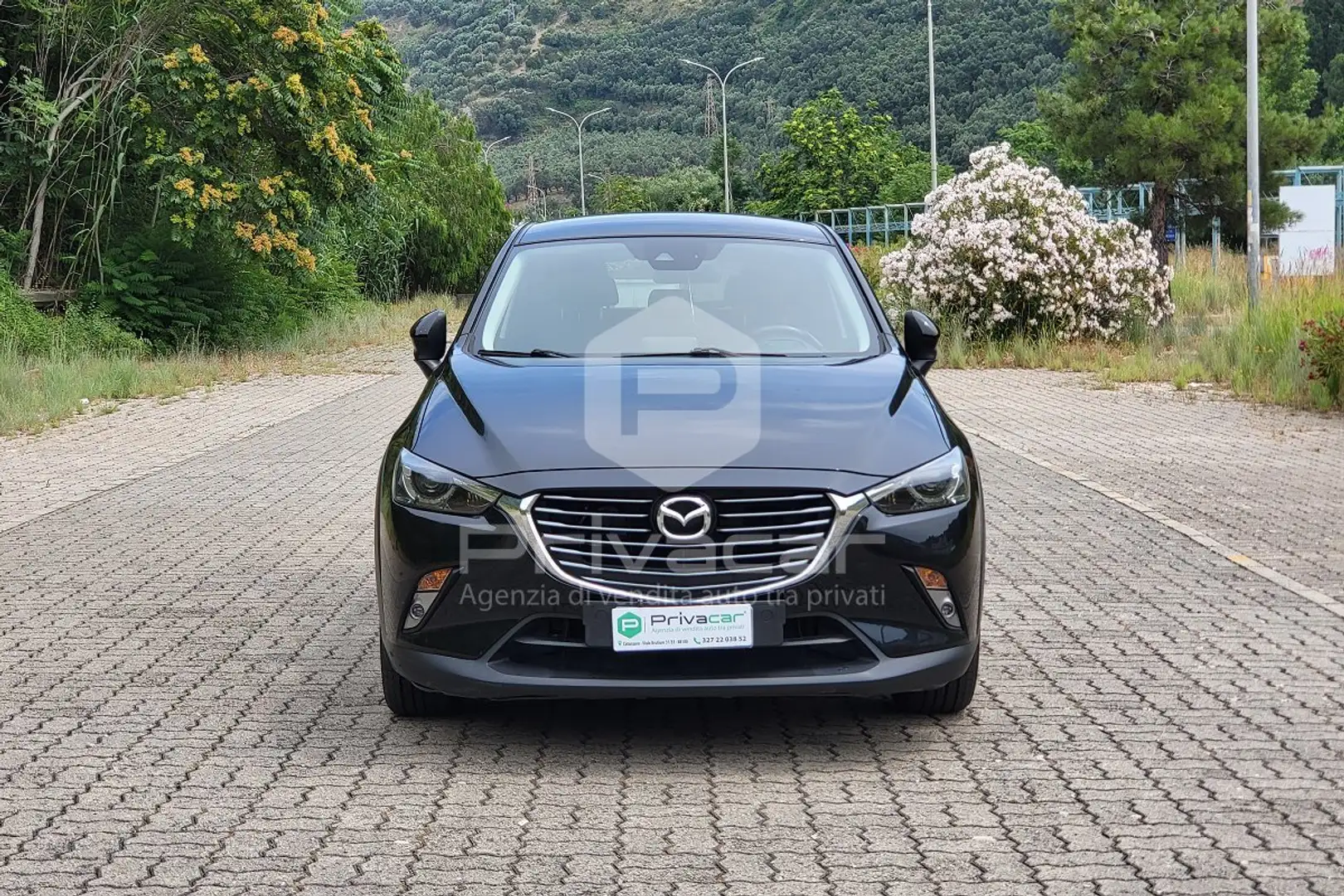 Mazda CX-3 CX-3 1.5L Skyactiv-D Exceed Noir - 2
