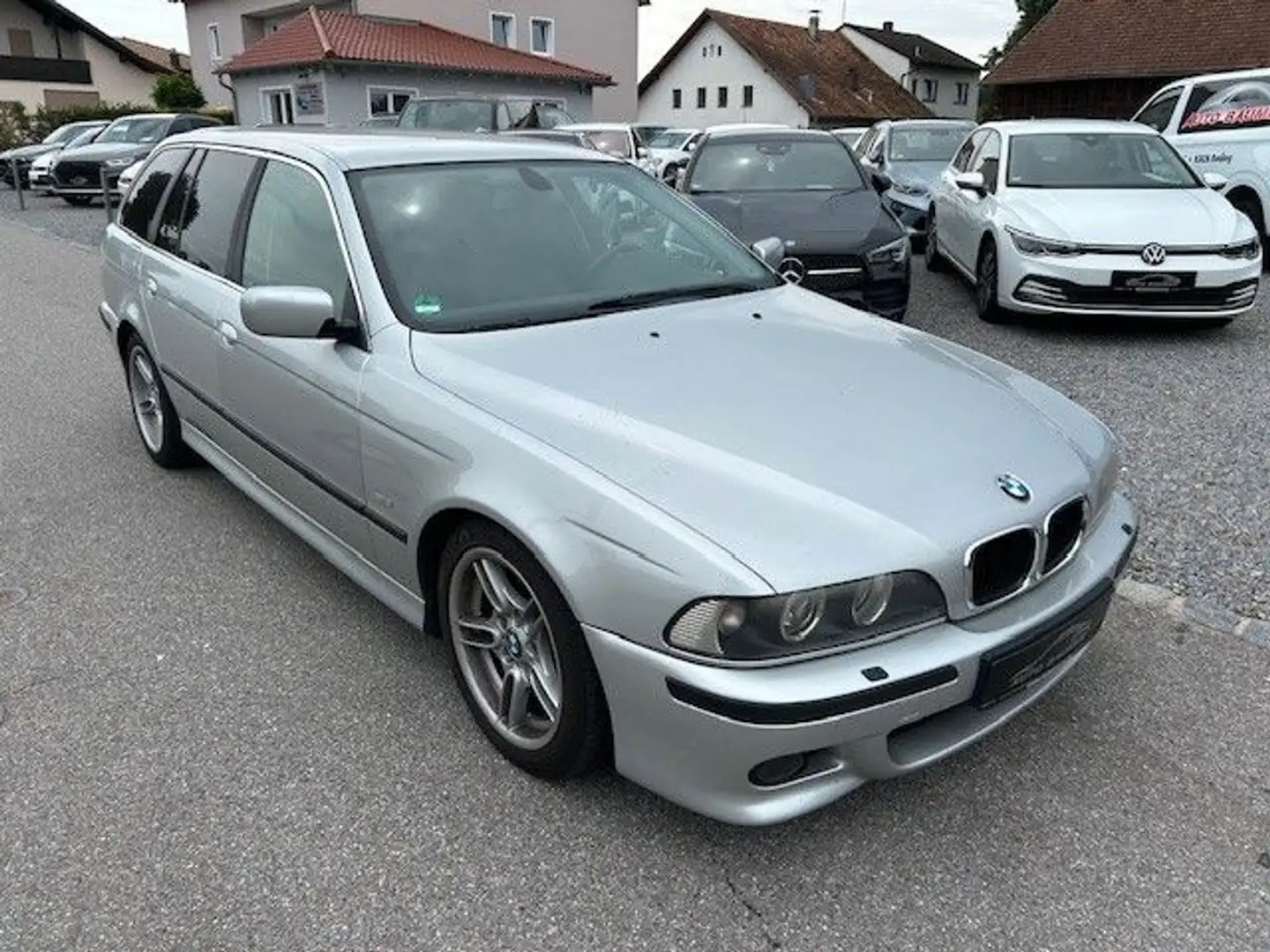 BMW 530 d A Edition Sport touring *LEDER*M-Paket* Plateado - 1