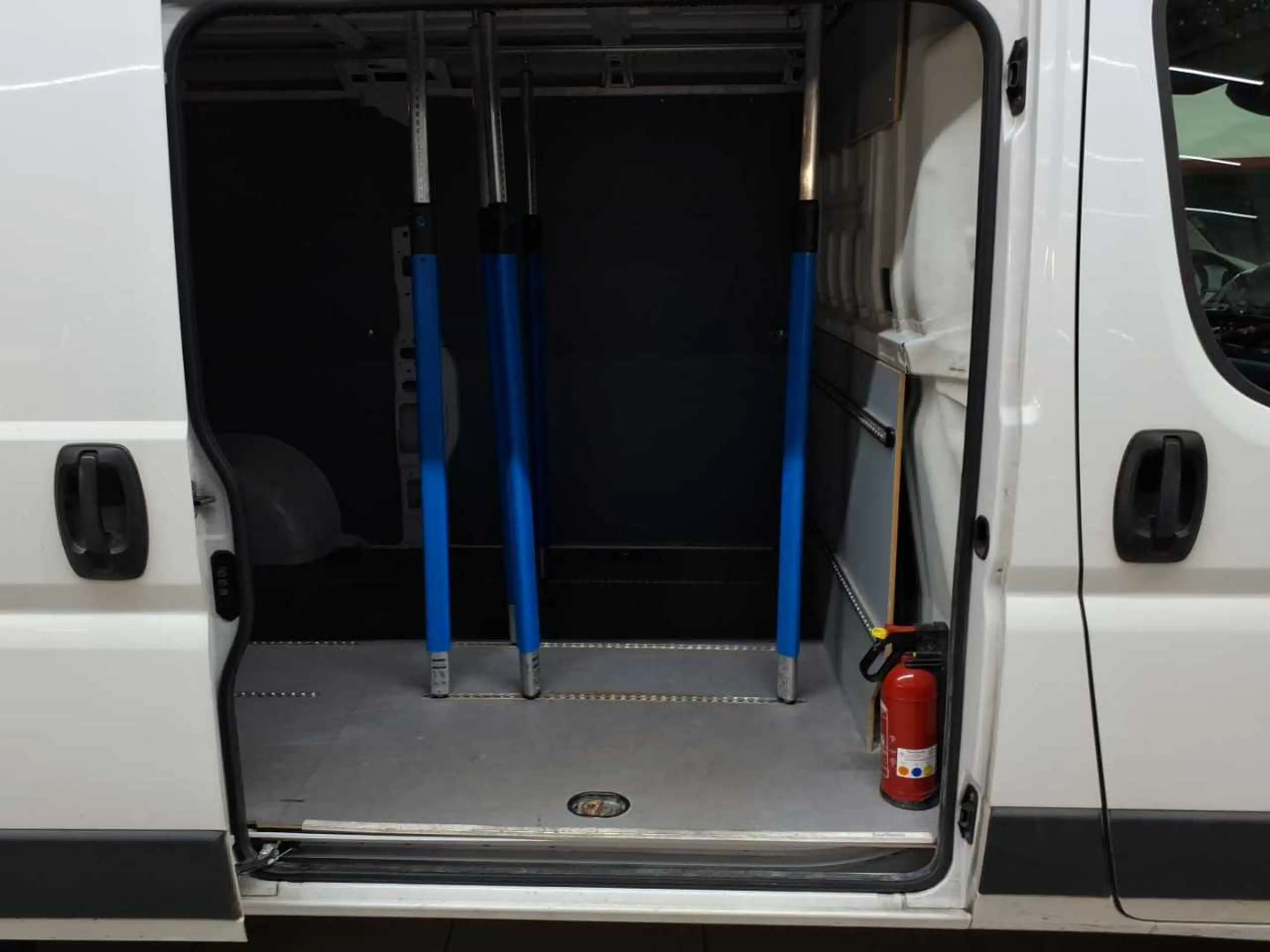 Opel Movano Movano 2.2 D Edition Klima Sperrstangen — photo 13