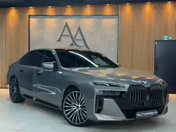 Bmw 740 d xDrive M Sport*INDIVIDUAL*SKYLOUNGE*B&W*