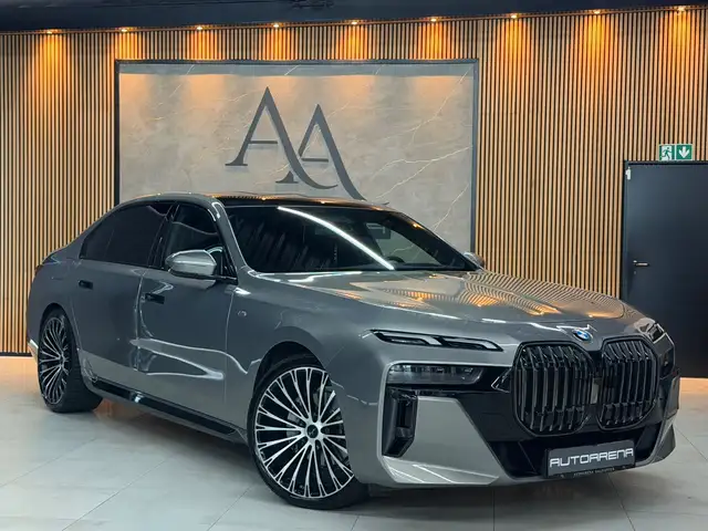 BMW 740