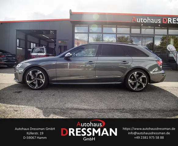 Audi A4 view 7