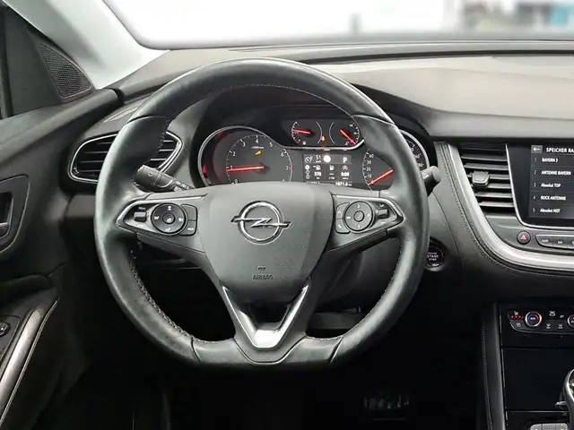 Opel Grandland X view 15