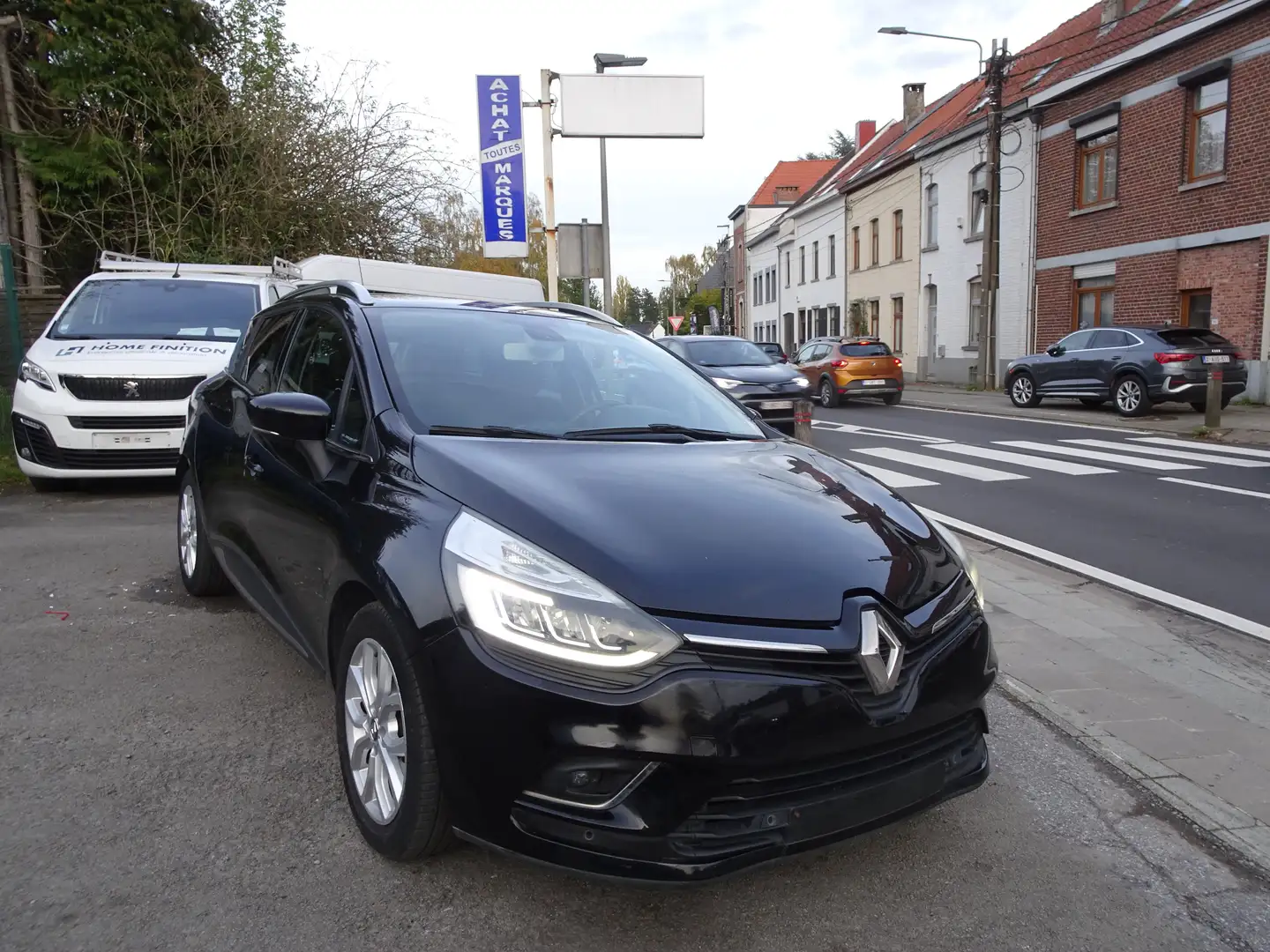 Renault Clio Clio 0.9 TCe Energy Intens Zwart - 2