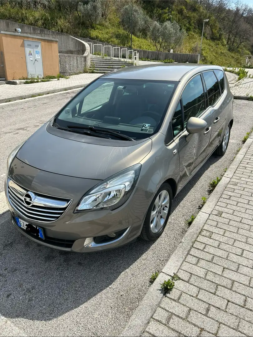 Opel Meriva 1.3 cdti ecoflex Cosmo 95cv brončana - 1