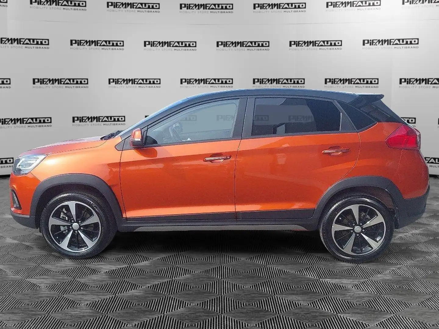 DR Automobiles DR3 dr3 S2 1.5 Bi-Fuel GPL Portocaliu - 2