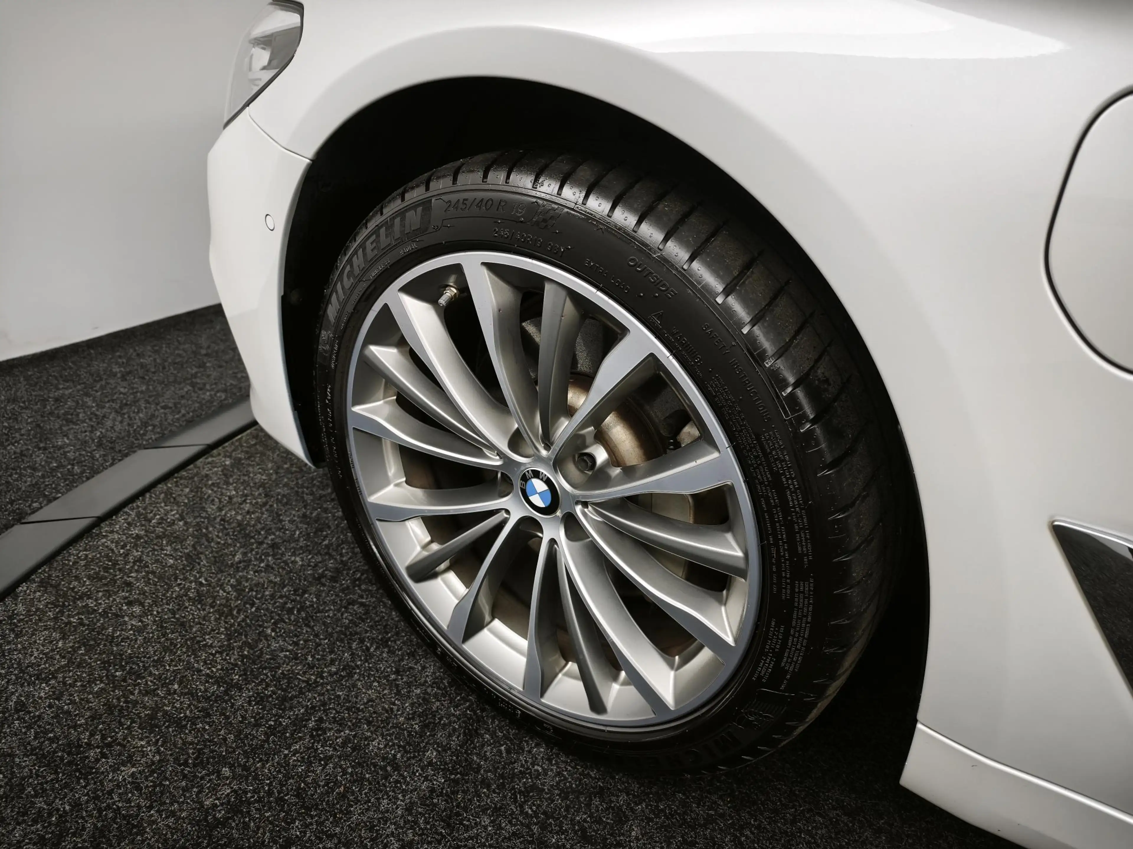 BMW 530 5-serie 530e iPerformance High Executive | Lederen — photo 25
