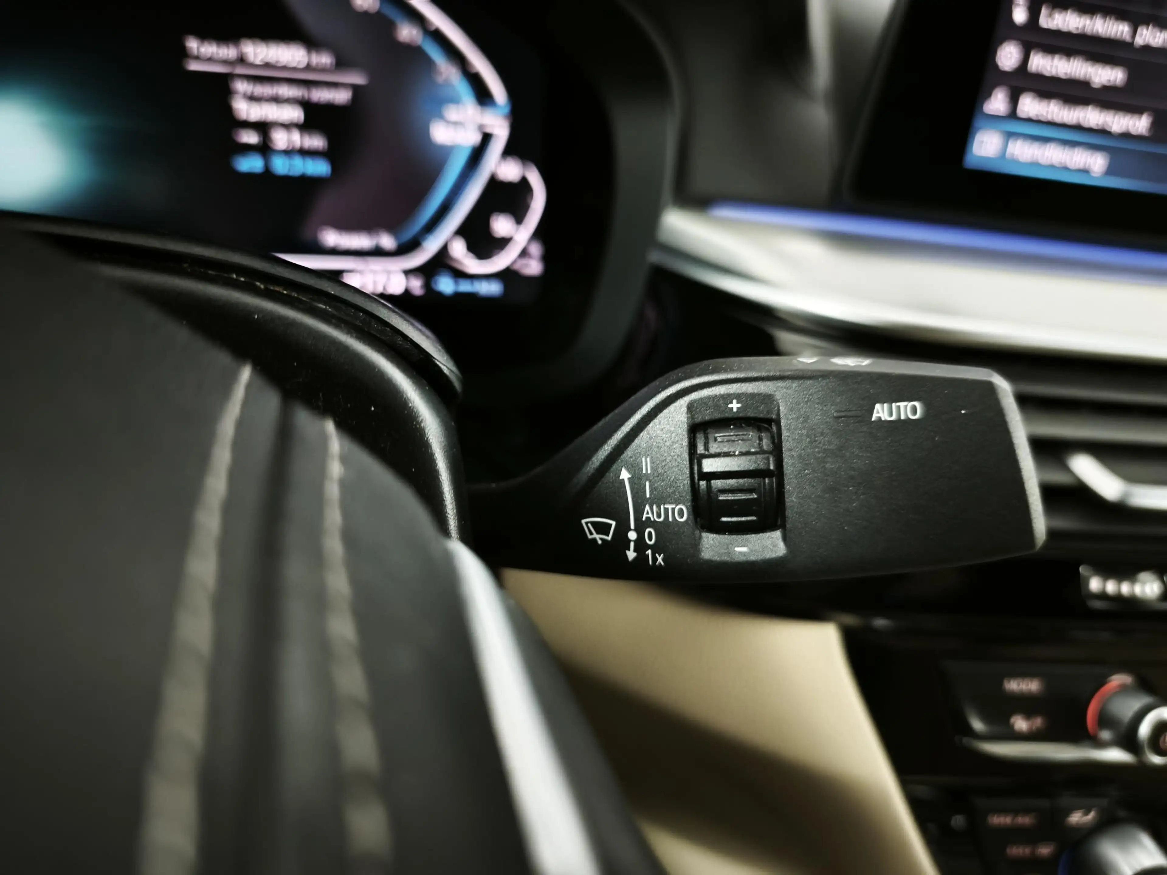 BMW 530 5-serie 530e iPerformance High Executive | Lederen — photo 34