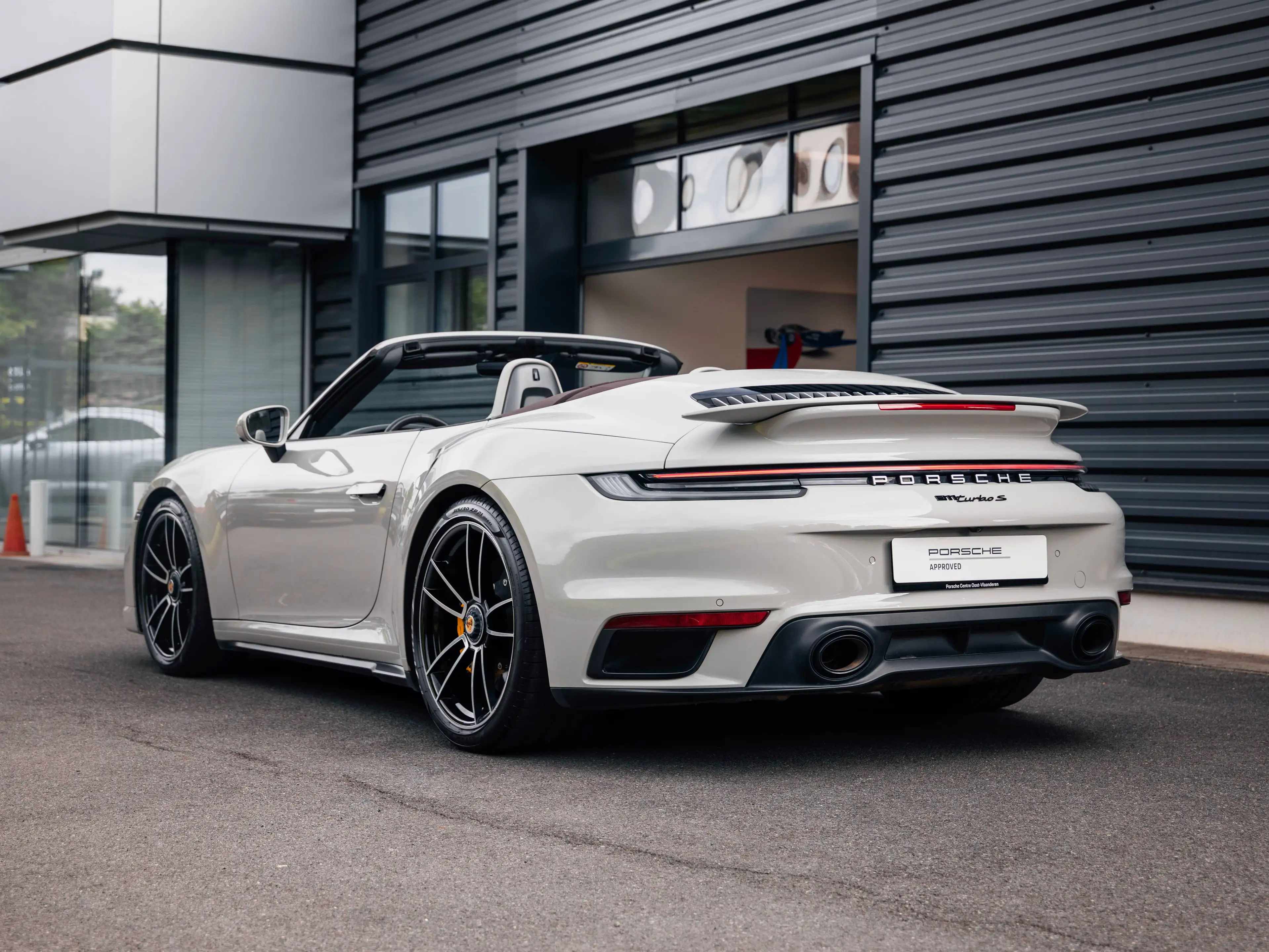 Porsche 911 992 Turbo S Cabriolet 3.8 | 1St owner | Approved — photo 5