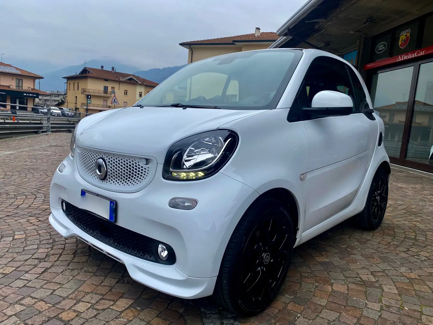 smart forTwo Fortwo 1.0 Superpassion 71cv twinamic Blanc - 1