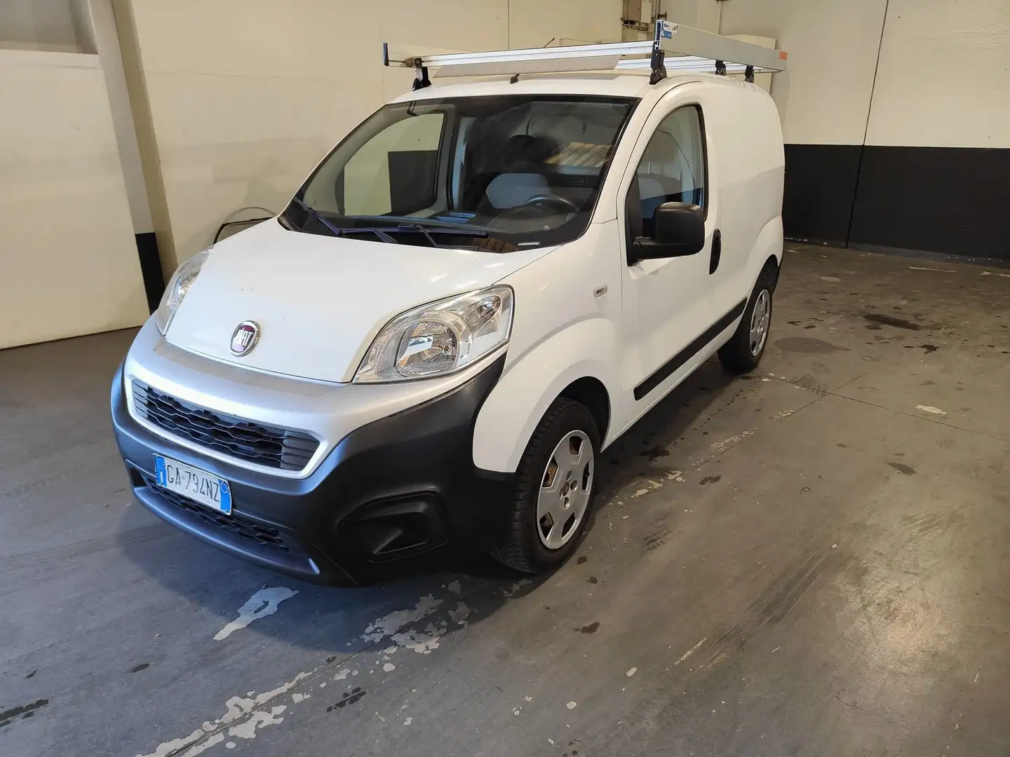 Fiat Fiorino Fiorino 1.4 8V CNG 70CV Cargo SX Blanc - 1