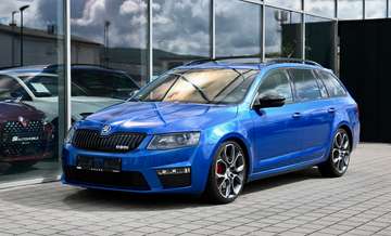 2.0 TDI Green tec DSG RS Combi *AHK*STHZ*PANORAMA*