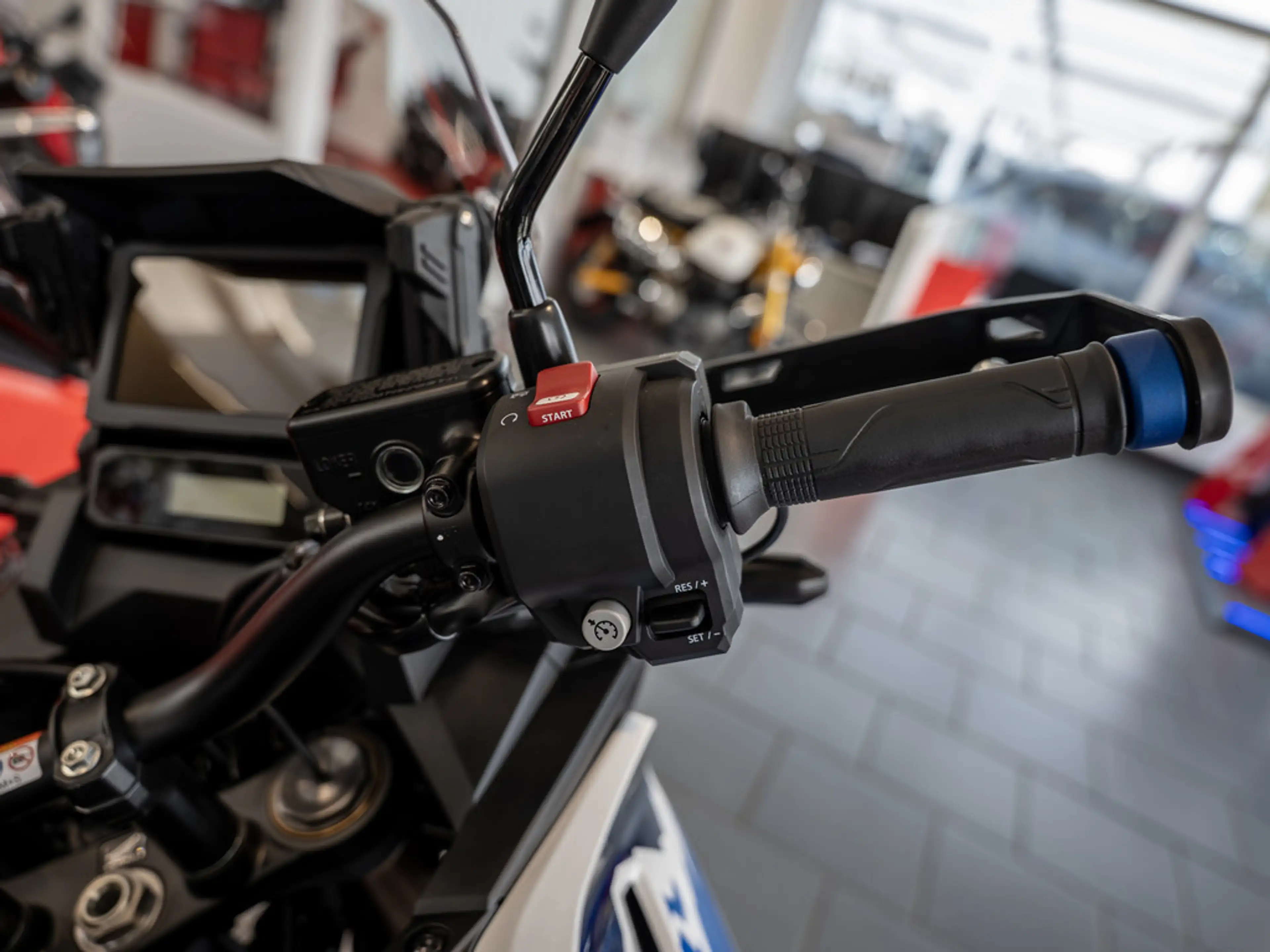Honda CRF 1100 L Africa Twin LED SCHEINWERFER — photo 12