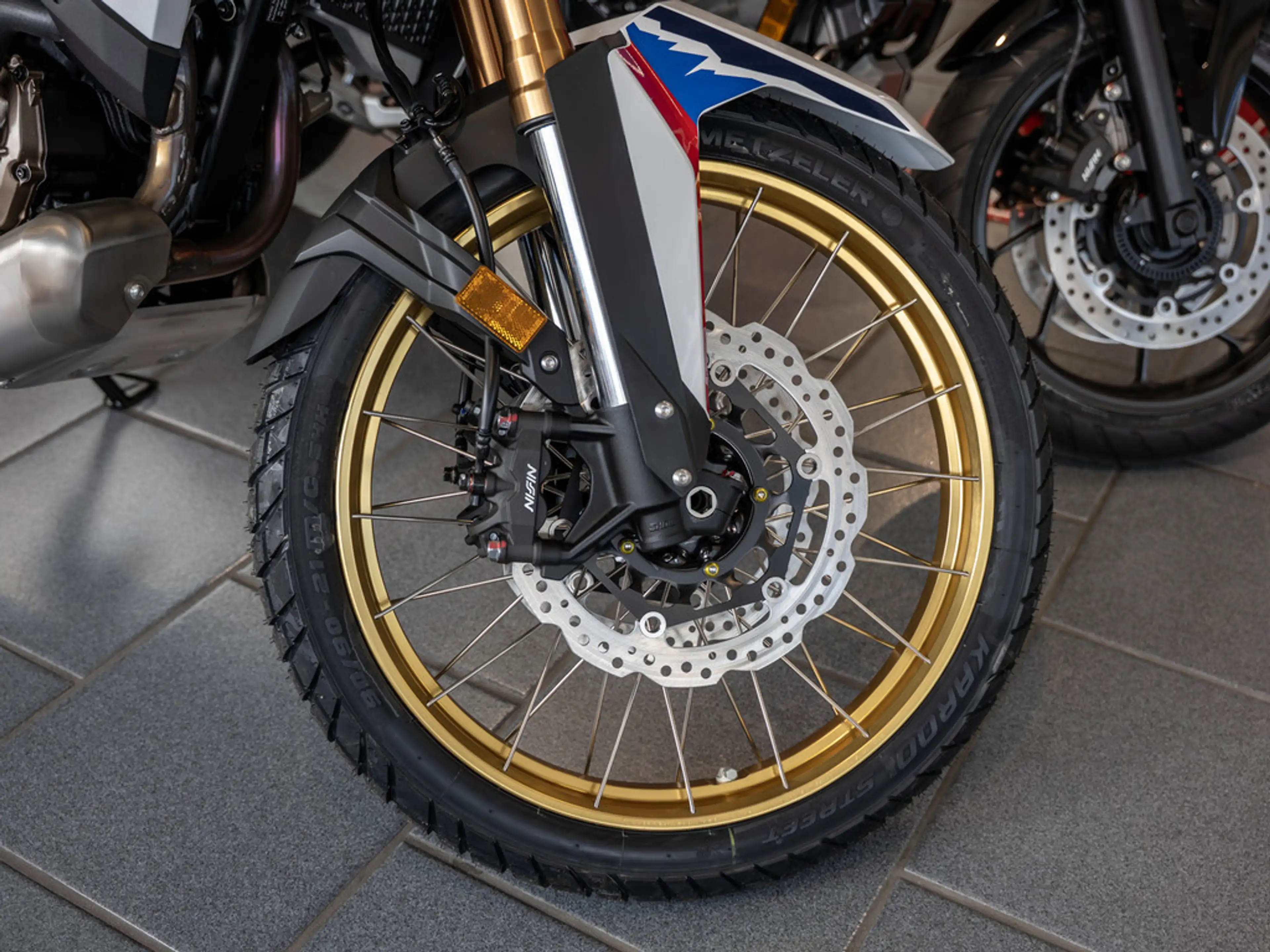 Honda CRF 1100 L Africa Twin LED SCHEINWERFER — photo 6