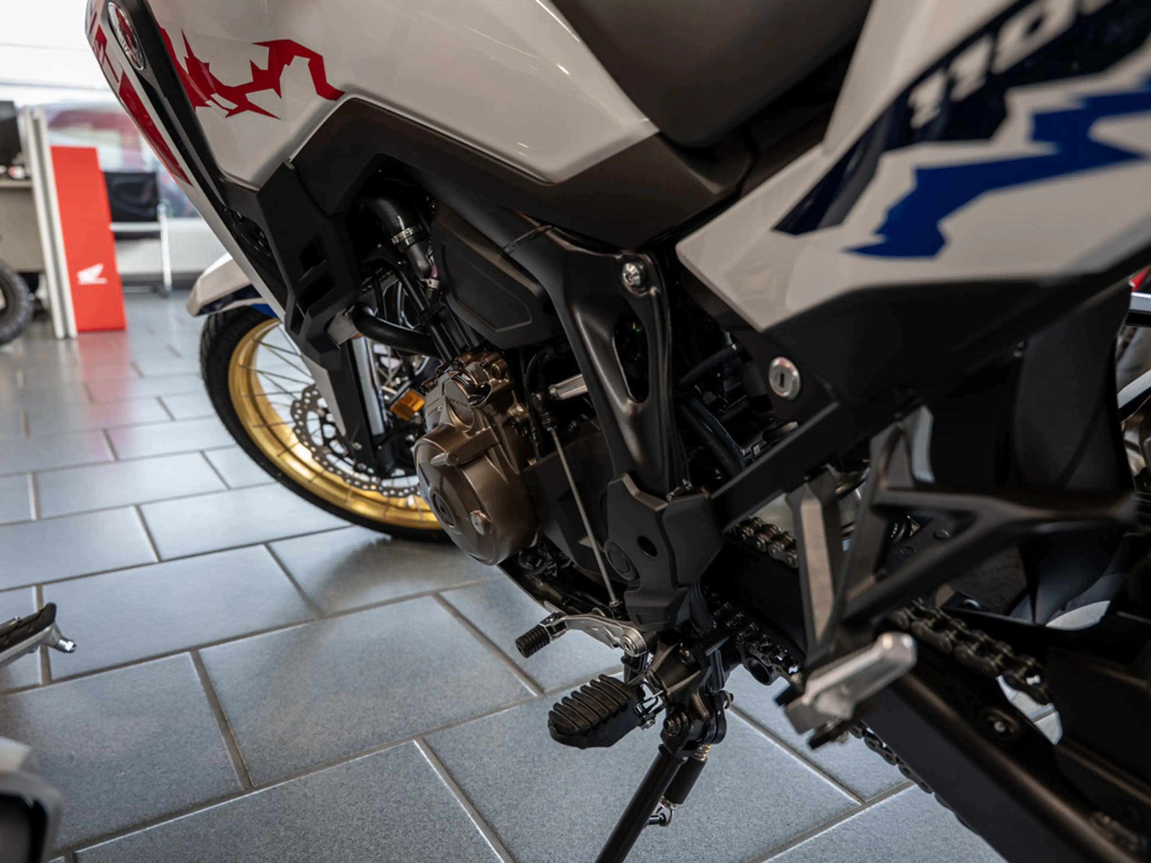 Honda CRF 1100 L Africa Twin LED SCHEINWERFER — photo 10