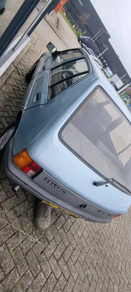 Peugeot 205 GR, foto 4