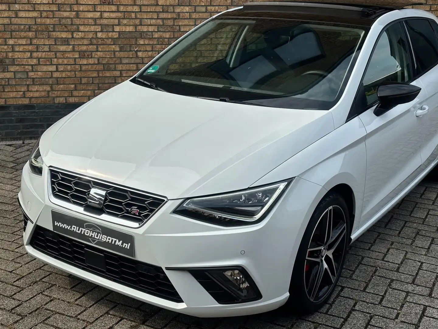 SEAT Ibiza 1.5 TSI EVO FR 150pk Pano Acc Beats Led Cam Stoelv Blanc - 2