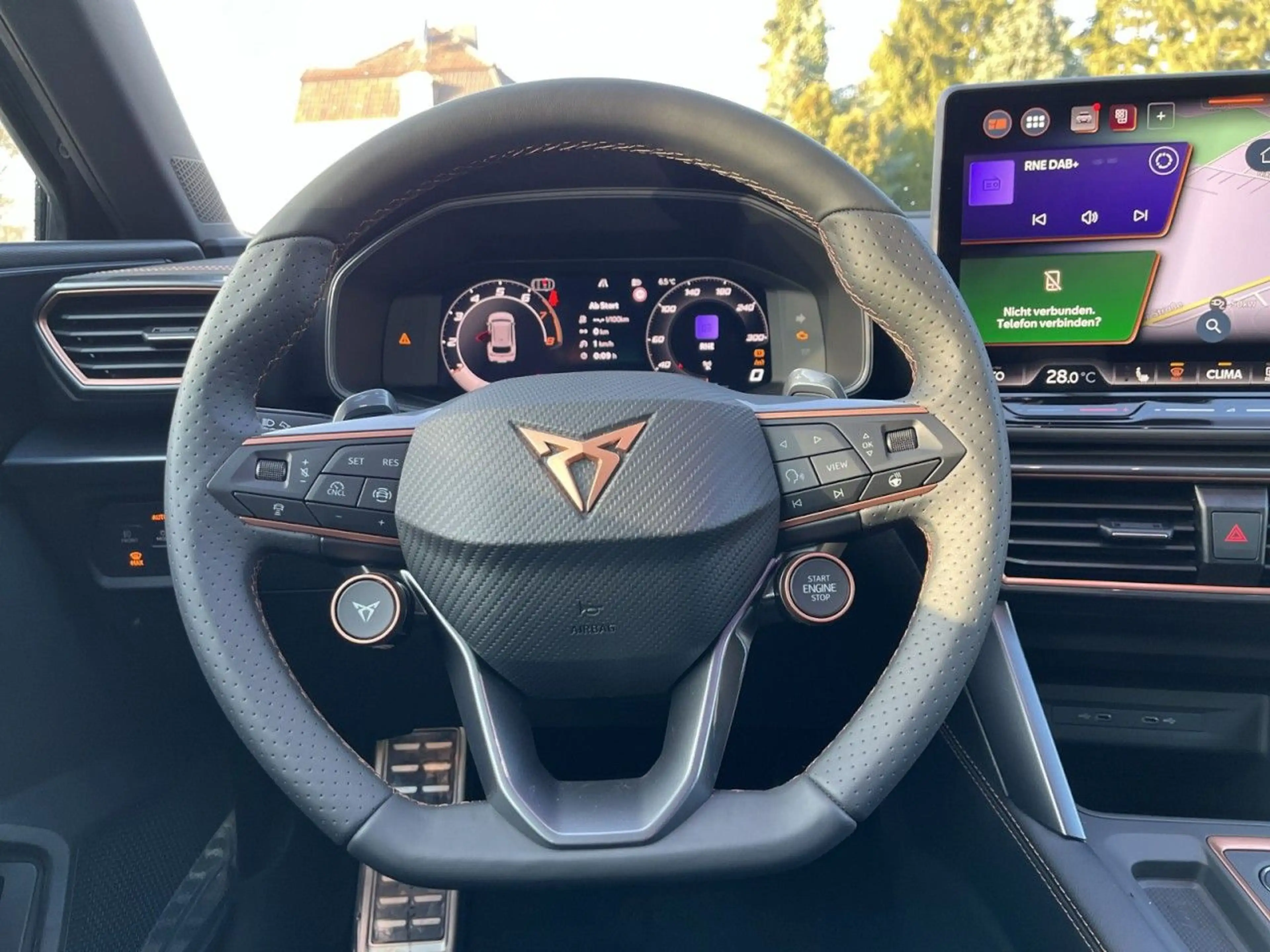 CUPRA Leon Sportstourer DSG 1.5 eTSI+AHK+Matrix+Business — photo 10
