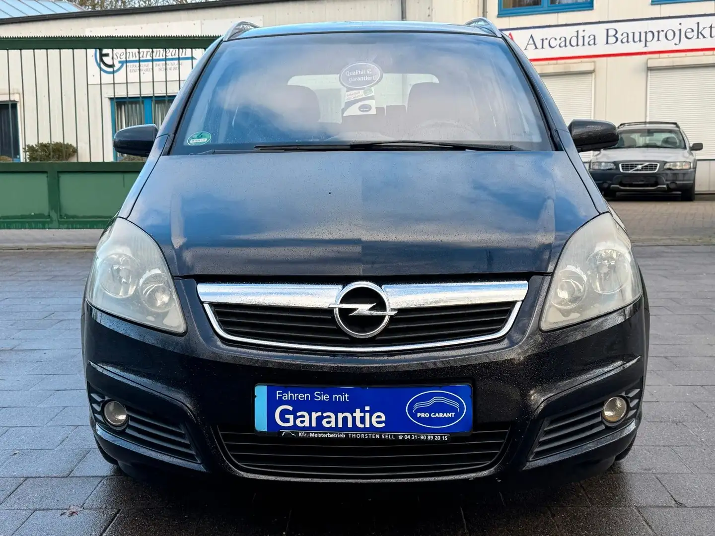 Opel Zafira Edition 2.HD AUTOMATIK TÜV NEU GARANTIE Schwarz - 2