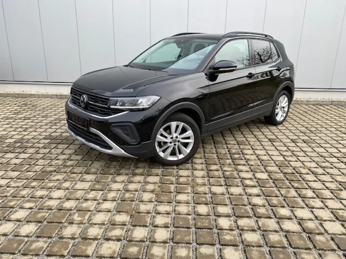 Volkswagen T-Cross 1.0 TSI DSG Life AHK/IQ.DRIVE-PAKET/17-ZOLL/LED/A Schwarz - 2