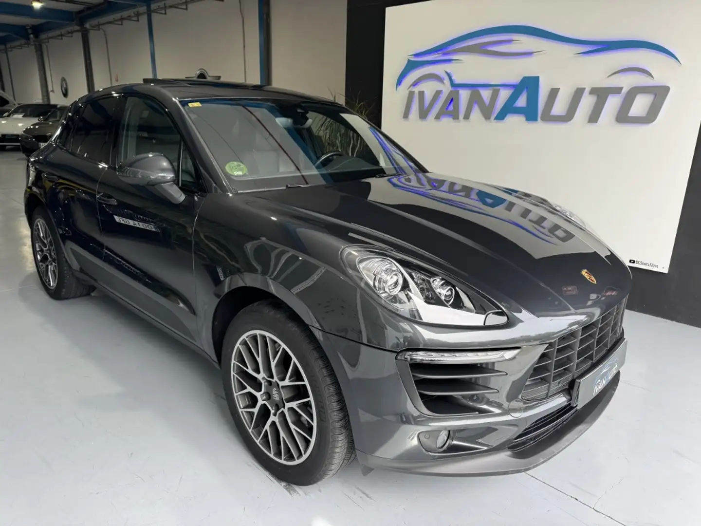 Porsche Macan S Diesel Aut. Grijs - 1