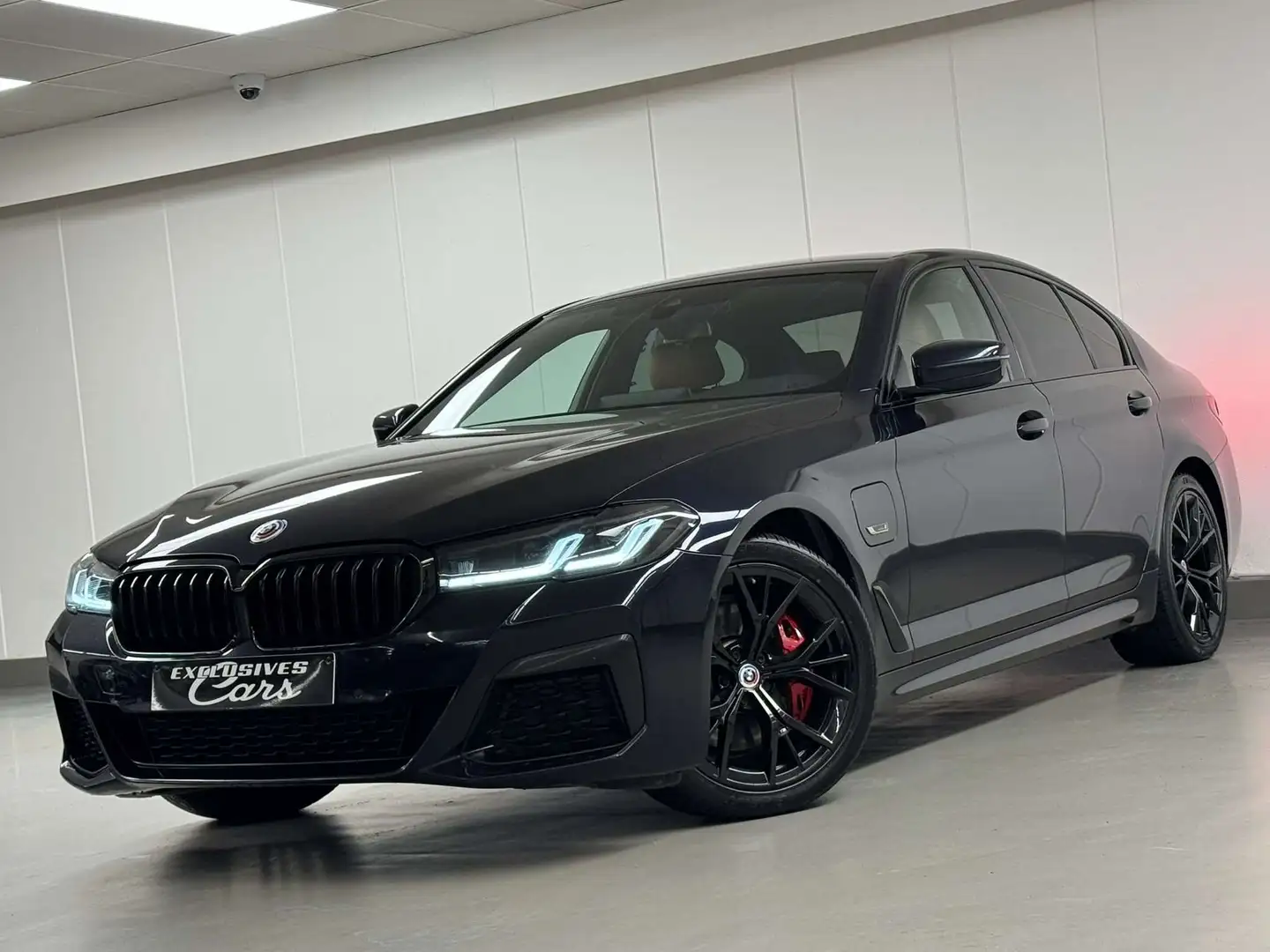 BMW 530 EAS PHEV PACK M SPORT CAMERA GPS CUIR TVA/BTW Noir - 1