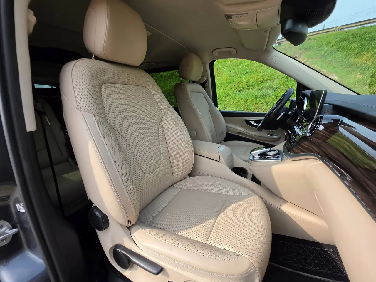 Mercedes-Benz V 300 AVANTGARDE – Bild 15