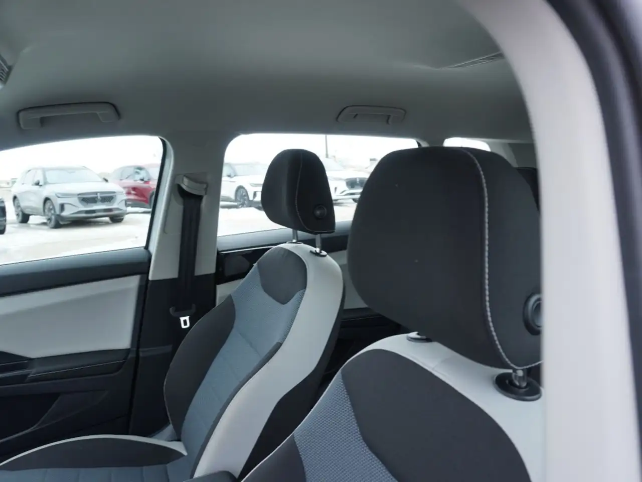 Volkswagen Taos снимка Volkswagen Taos