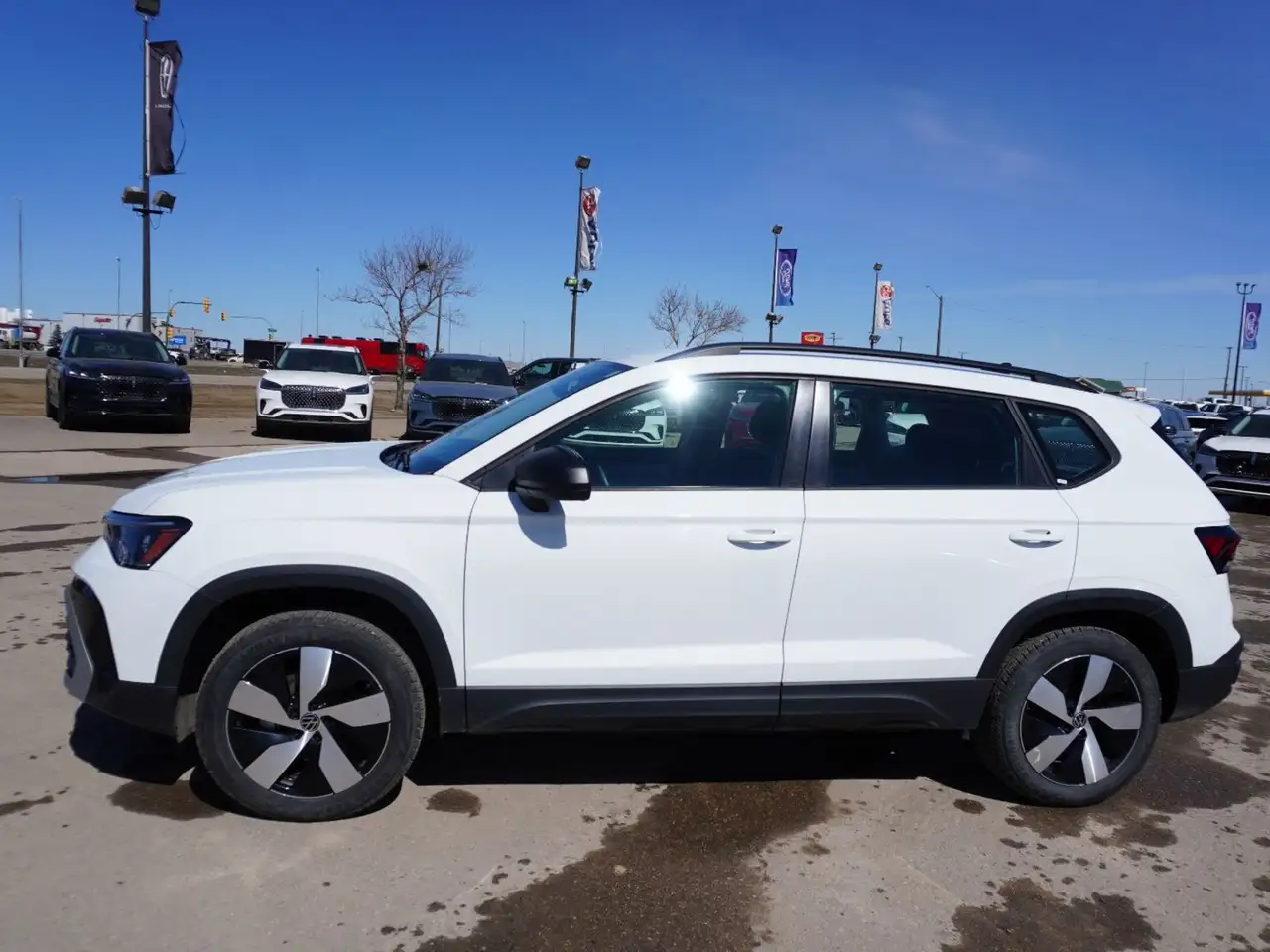 Volkswagen Taos снимка Volkswagen Taos