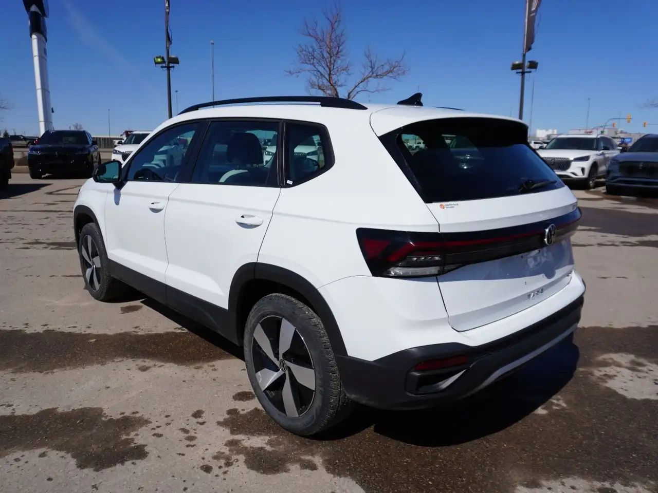 Volkswagen Taos снимка Volkswagen Taos