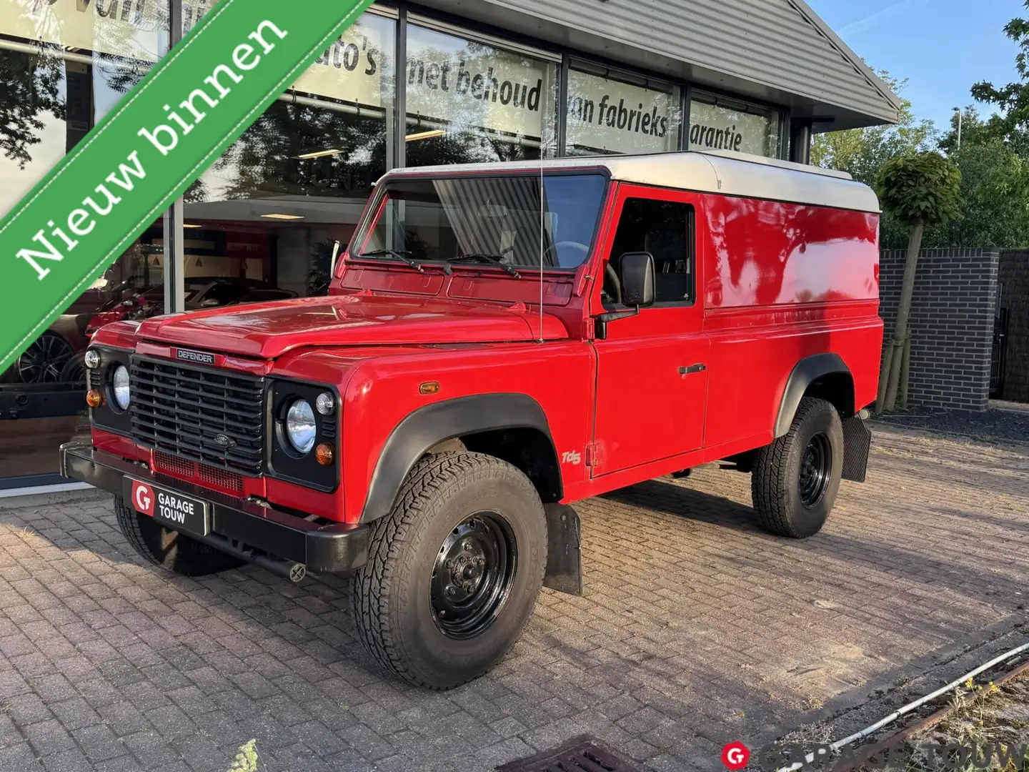 Land Rover Defender 2.5 Td5 110" Hard Top Rood - 1