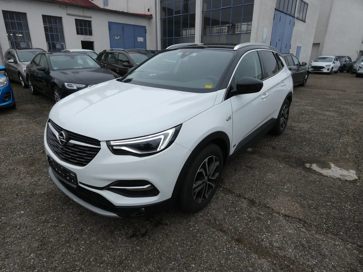 Opel Grandland X Ultimate Plug-in-Hybrid 4 AHK Blanc - 1