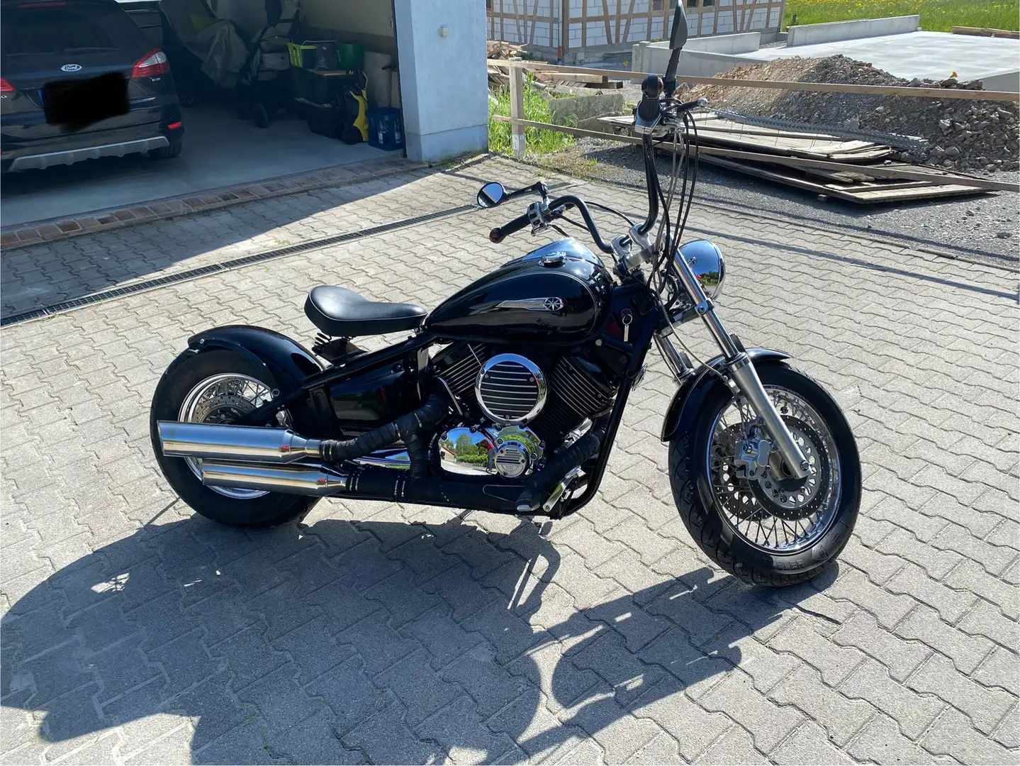 Yamaha XVS 1100 Dragstar Custom Černá - 1