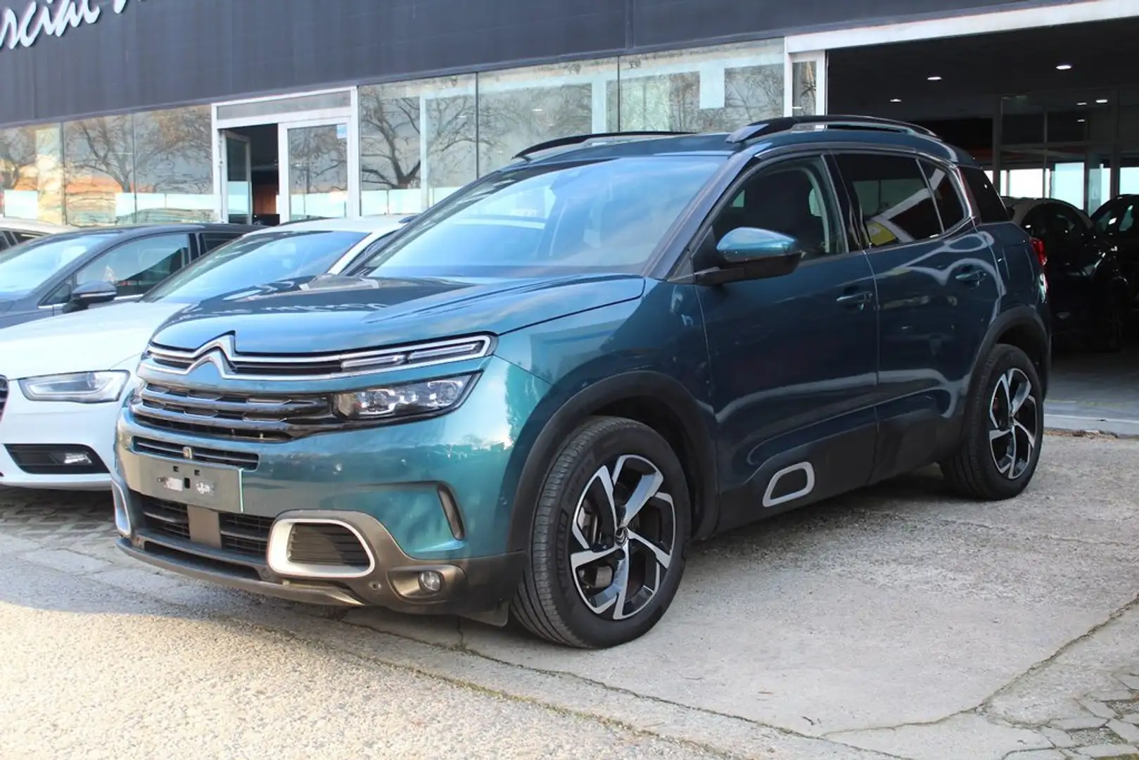 Citroen C5 Aircross 1.6 HYBRID 225 SHINE - 2