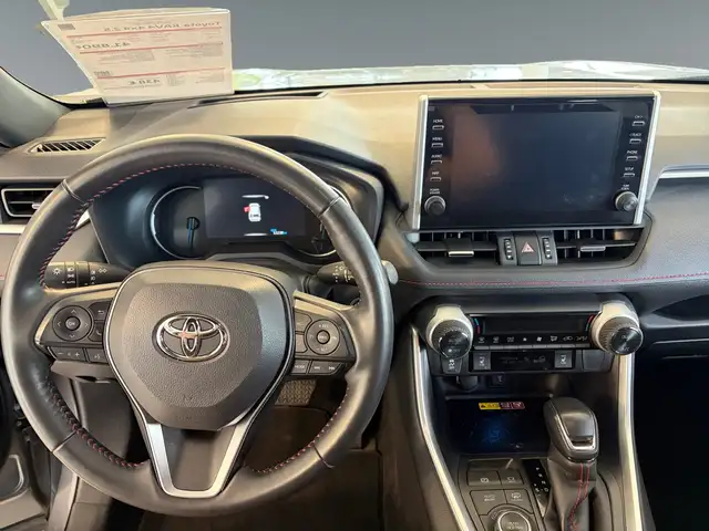 Toyota RAV4 view 7
