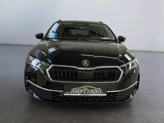 Skoda Octavia view 8
