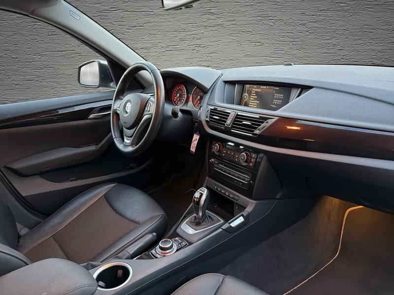 BMW X1 20 d xDrive XLine/Scheckheft/8Fach/Gepflegt — photo 15