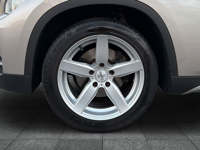 BMW X1 20 d xDrive XLine/Scheckheft/8Fach/Gepflegt — photo 9