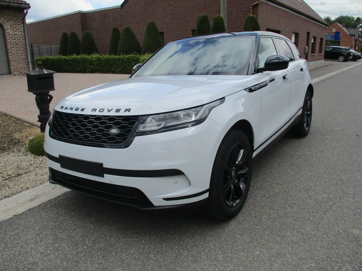 Land Rover Range Rover Velar 2.0 Turbo SE (EU6b) Blanc - 2