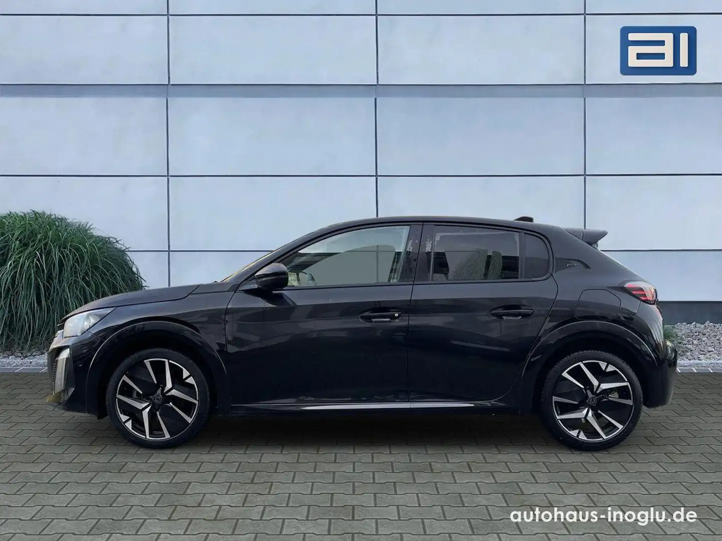 Peugeot 208 Hybrid 145 GT e-DSC6 Pano+Navi+360° Kam+ACC+ Schwarz - 2