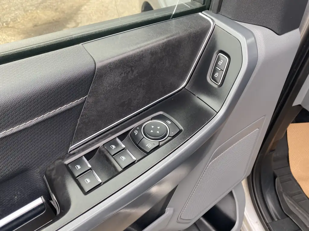 2024 Ford F-150 SuperCrew XLT SuperCrew 157 | 4X4 | 360 Cam | Trailer Sway C — photo 6