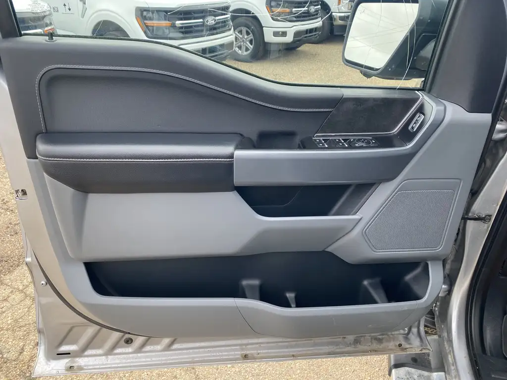 2024 Ford F-150 SuperCrew XLT SuperCrew 157 | 4X4 | 360 Cam | Trailer Sway C — photo 7